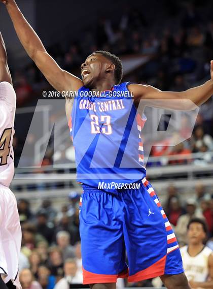 Thumbnail 1 in Greene Central vs. Clinton (NCHSAA 2A Regional Playoff) photogallery.