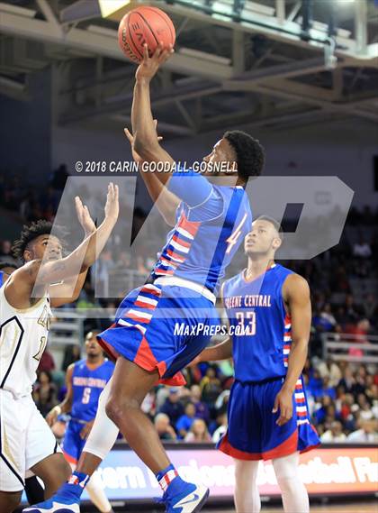 Thumbnail 3 in Greene Central vs. Clinton (NCHSAA 2A Regional Playoff) photogallery.