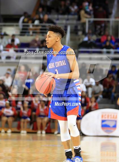 Thumbnail 2 in Greene Central vs. Clinton (NCHSAA 2A Regional Playoff) photogallery.
