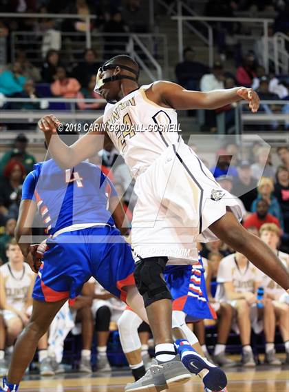 Thumbnail 1 in Greene Central vs. Clinton (NCHSAA 2A Regional Playoff) photogallery.