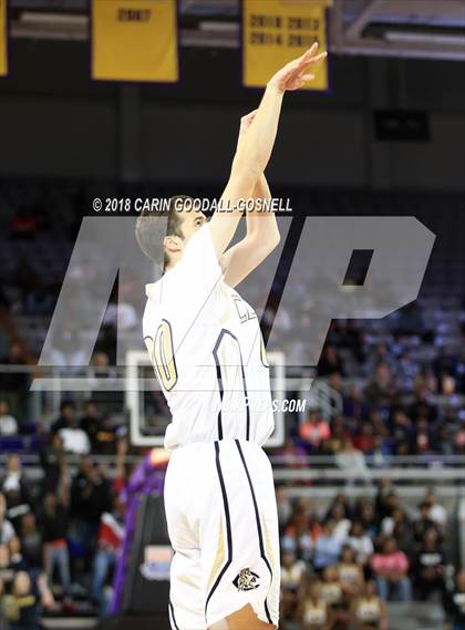 Thumbnail 2 in Greene Central vs. Clinton (NCHSAA 2A Regional Playoff) photogallery.