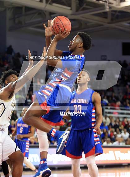 Thumbnail 2 in Greene Central vs. Clinton (NCHSAA 2A Regional Playoff) photogallery.