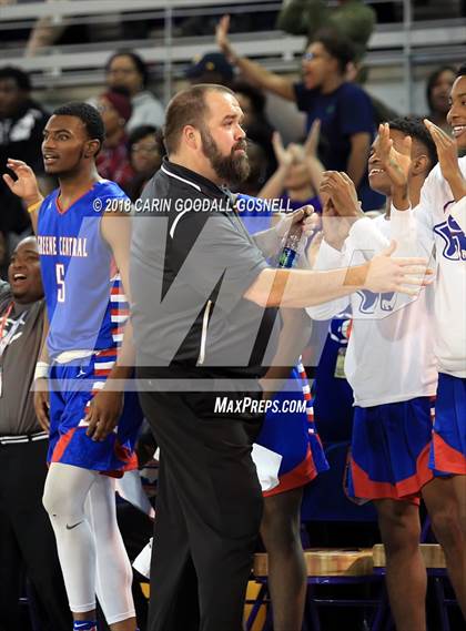 Thumbnail 2 in Greene Central vs. Clinton (NCHSAA 2A Regional Playoff) photogallery.