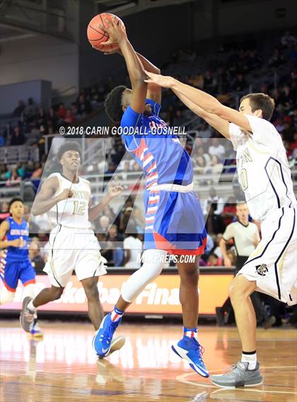 Thumbnail 1 in Greene Central vs. Clinton (NCHSAA 2A Regional Playoff) photogallery.