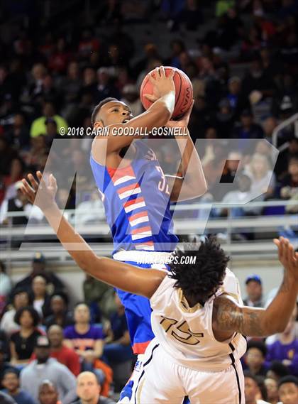 Thumbnail 1 in Greene Central vs. Clinton (NCHSAA 2A Regional Playoff) photogallery.