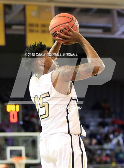 Thumbnail 1 in Greene Central vs. Clinton (NCHSAA 2A Regional Playoff) photogallery.