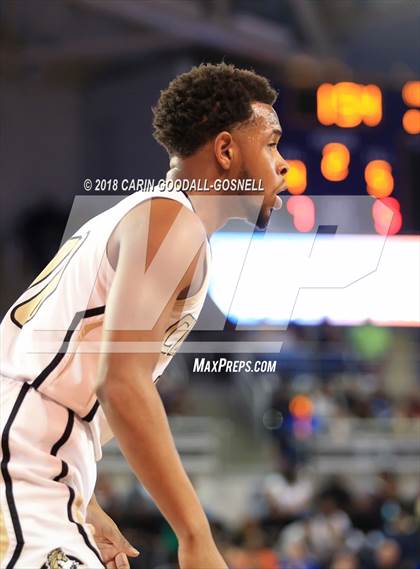 Thumbnail 3 in Greene Central vs. Clinton (NCHSAA 2A Regional Playoff) photogallery.