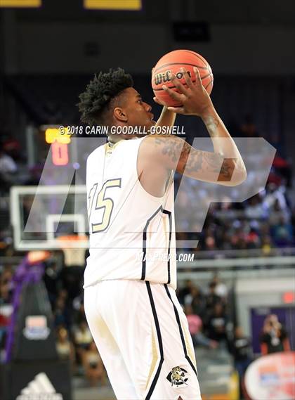 Thumbnail 2 in Greene Central vs. Clinton (NCHSAA 2A Regional Playoff) photogallery.