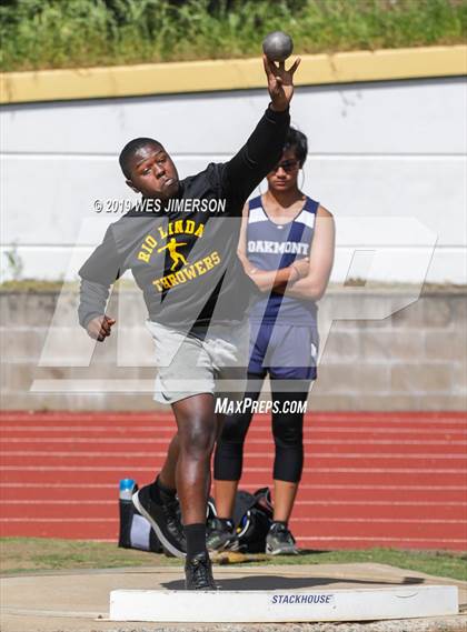 Thumbnail 1 in FVL Championships (Shot Put) photogallery.