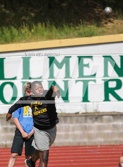 Thumbnail 2 in FVL Championships (Shot Put) photogallery.