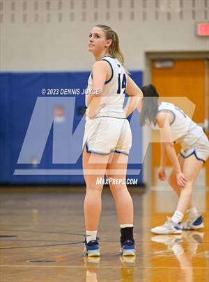 Lyons @ Gananda Central