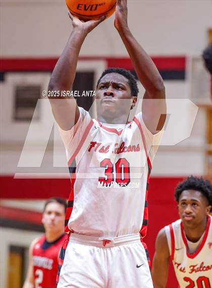 Thumbnail 1 in Jacksonville @ Seventy-First (NCHSAA 3A 1st Round) photogallery.