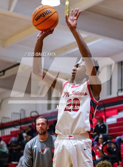 Thumbnail 3 in Jacksonville @ Seventy-First (NCHSAA 3A 1st Round) photogallery.