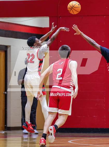 Thumbnail 3 in Jacksonville @ Seventy-First (NCHSAA 3A 1st Round) photogallery.