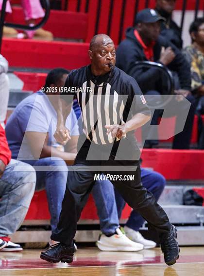Thumbnail 2 in Jacksonville @ Seventy-First (NCHSAA 3A 1st Round) photogallery.