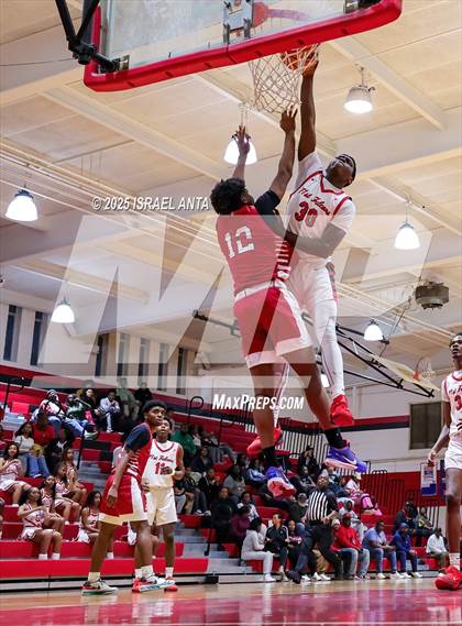 Thumbnail 2 in Jacksonville @ Seventy-First (NCHSAA 3A 1st Round) photogallery.
