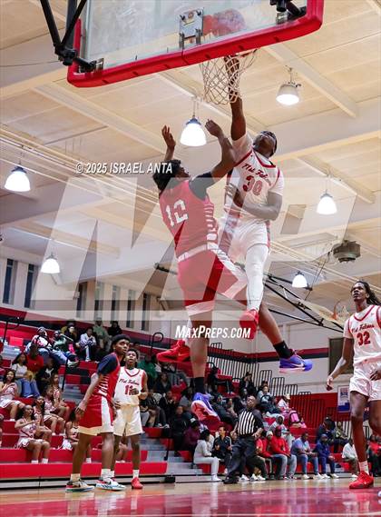 Thumbnail 3 in Jacksonville @ Seventy-First (NCHSAA 3A 1st Round) photogallery.