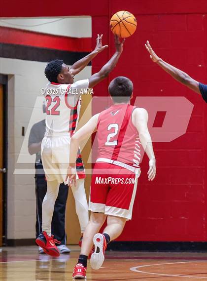 Thumbnail 2 in Jacksonville @ Seventy-First (NCHSAA 3A 1st Round) photogallery.
