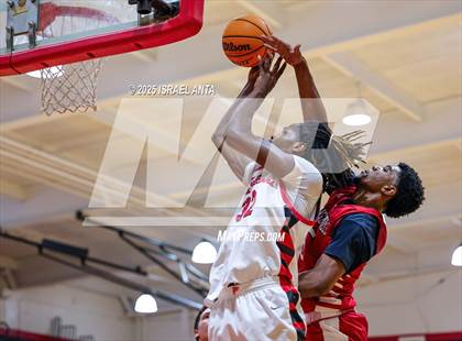 Thumbnail 3 in Jacksonville @ Seventy-First (NCHSAA 3A 1st Round) photogallery.