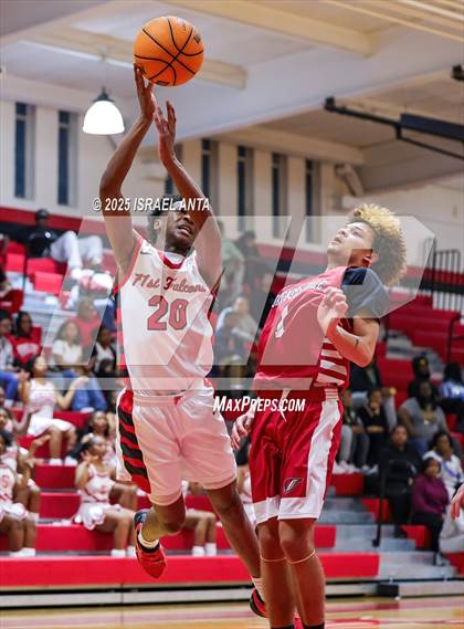 Thumbnail 2 in Jacksonville @ Seventy-First (NCHSAA 3A 1st Round) photogallery.