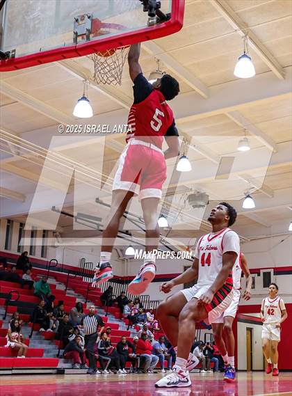 Thumbnail 1 in Jacksonville @ Seventy-First (NCHSAA 3A 1st Round) photogallery.