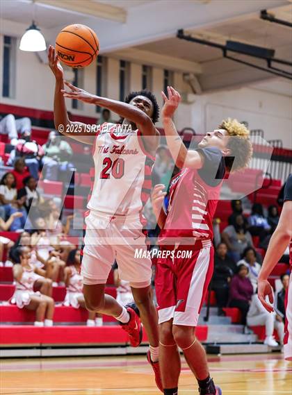 Thumbnail 1 in Jacksonville @ Seventy-First (NCHSAA 3A 1st Round) photogallery.