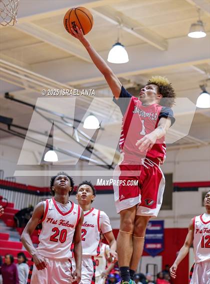 Thumbnail 2 in Jacksonville @ Seventy-First (NCHSAA 3A 1st Round) photogallery.