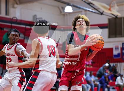 Thumbnail 1 in Jacksonville @ Seventy-First (NCHSAA 3A 1st Round) photogallery.