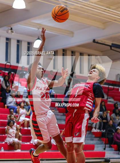 Thumbnail 1 in Jacksonville @ Seventy-First (NCHSAA 3A 1st Round) photogallery.