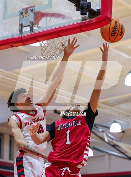 Thumbnail 1 in Jacksonville @ Seventy-First (NCHSAA 3A 1st Round) photogallery.