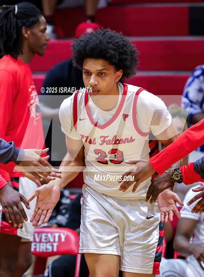 Thumbnail 3 in Jacksonville @ Seventy-First (NCHSAA 3A 1st Round) photogallery.