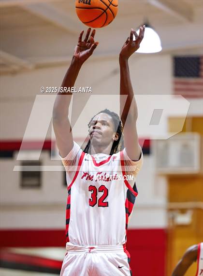 Thumbnail 3 in Jacksonville @ Seventy-First (NCHSAA 3A 1st Round) photogallery.
