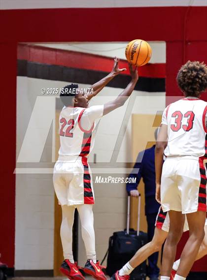 Thumbnail 2 in Jacksonville @ Seventy-First (NCHSAA 3A 1st Round) photogallery.