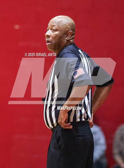 Thumbnail 2 in Jacksonville @ Seventy-First (NCHSAA 3A 1st Round) photogallery.
