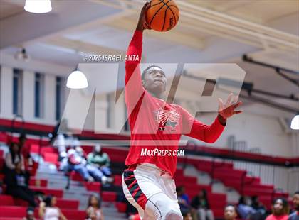 Thumbnail 3 in Jacksonville @ Seventy-First (NCHSAA 3A 1st Round) photogallery.