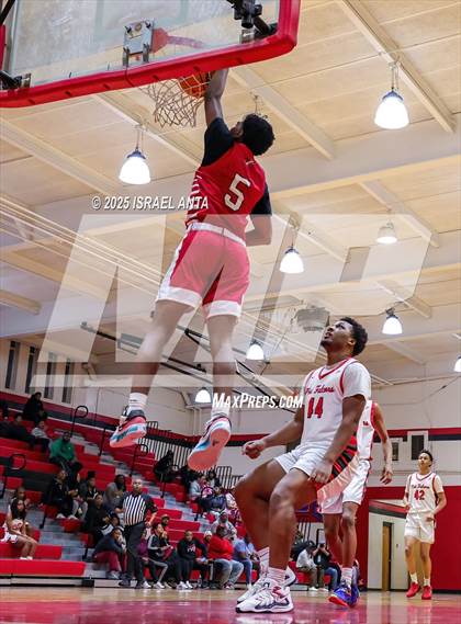 Thumbnail 2 in Jacksonville @ Seventy-First (NCHSAA 3A 1st Round) photogallery.