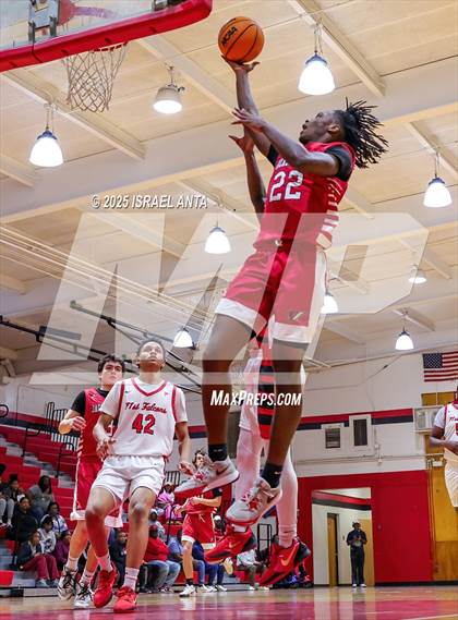 Thumbnail 3 in Jacksonville @ Seventy-First (NCHSAA 3A 1st Round) photogallery.
