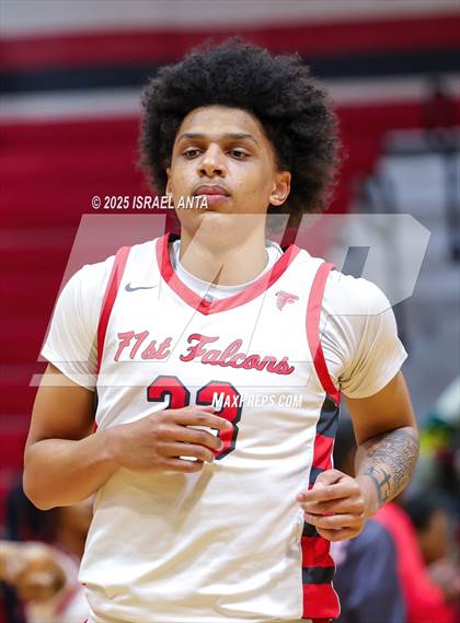 Thumbnail 2 in Jacksonville @ Seventy-First (NCHSAA 3A 1st Round) photogallery.