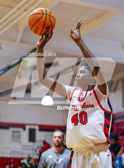 Thumbnail 1 in Jacksonville @ Seventy-First (NCHSAA 3A 1st Round) photogallery.