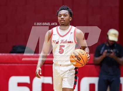 Thumbnail 2 in Jacksonville @ Seventy-First (NCHSAA 3A 1st Round) photogallery.