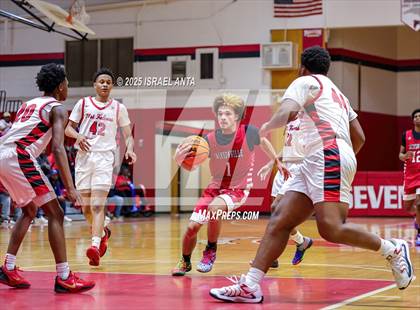 Thumbnail 3 in Jacksonville @ Seventy-First (NCHSAA 3A 1st Round) photogallery.