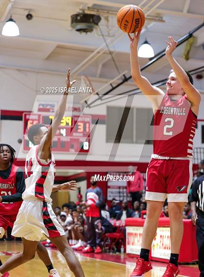 Thumbnail 3 in Jacksonville @ Seventy-First (NCHSAA 3A 1st Round) photogallery.