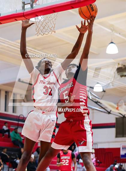 Thumbnail 2 in Jacksonville @ Seventy-First (NCHSAA 3A 1st Round) photogallery.