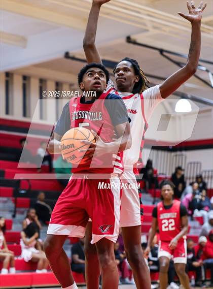 Thumbnail 2 in Jacksonville @ Seventy-First (NCHSAA 3A 1st Round) photogallery.