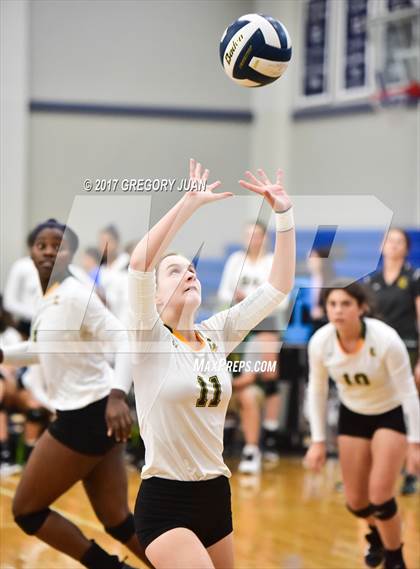 Thumbnail 1 in De La Salle vs Cabrini (Catholic League Tournament) photogallery.