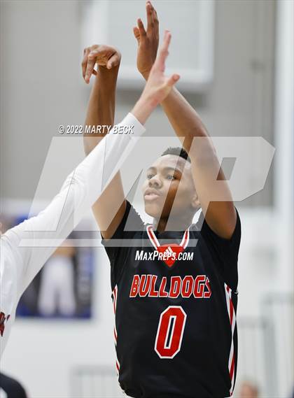 Thumbnail 3 in Central Springfield vs Warrensburg (The 48 Hours of Basketball) photogallery.