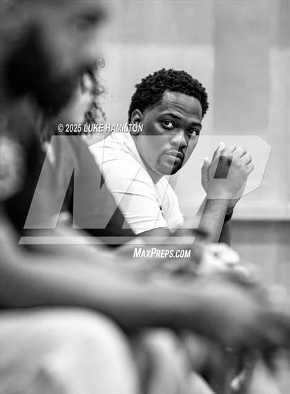 Thumbnail 1 in South Cobb @ Dunwoody photogallery.