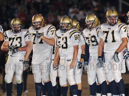 Thumbnail 2 in Yucaipa vs. Redlands East Valley photogallery.
