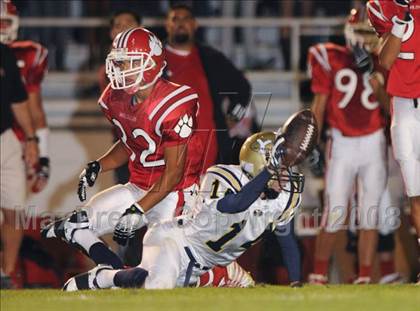 Thumbnail 2 in Yucaipa vs. Redlands East Valley photogallery.