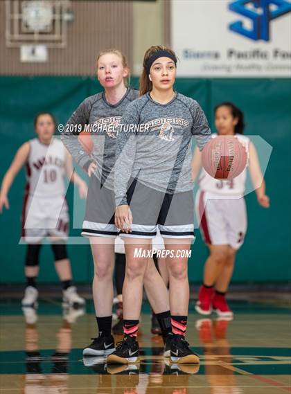 Thumbnail 3 in Greenville vs. Surprise Valley (NSCIF D7 Final) photogallery.